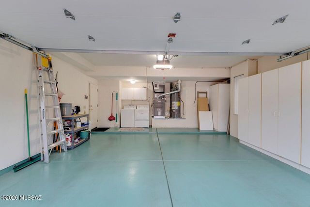 5252 E Timrod Street, Tucson, AZ 85711