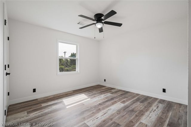 825 N 20th Street, Van Buren, AR 72956