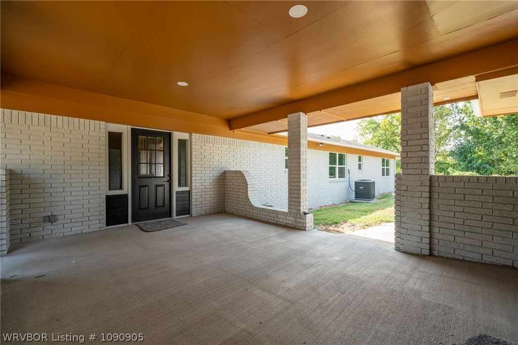 825 N 20th Street 825 N 20th Street
