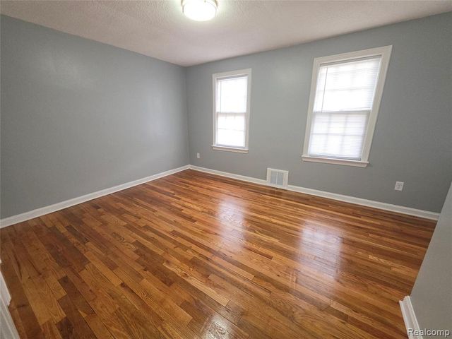 17355 Meyers Road, Detroit, MI 48235