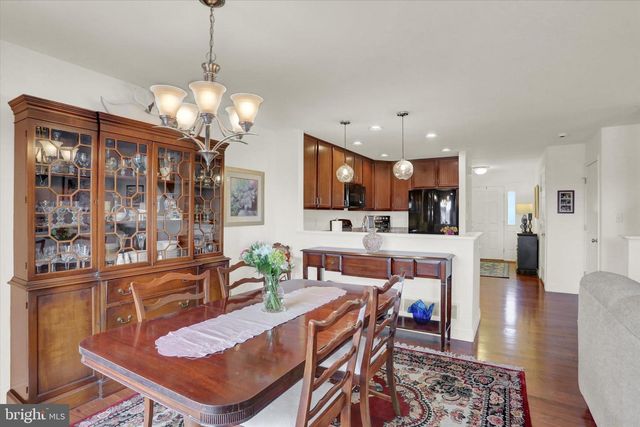 1739 HARALSON DRIVE, Mechanicsburg, PA 17055