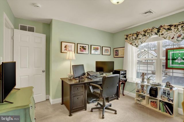 1739 HARALSON DRIVE, Mechanicsburg, PA 17055