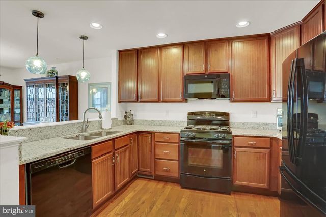 1739 HARALSON DRIVE, Mechanicsburg, PA 17055