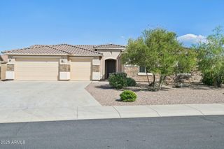 5613 S 58th Lane, Laveen, AZ 85339