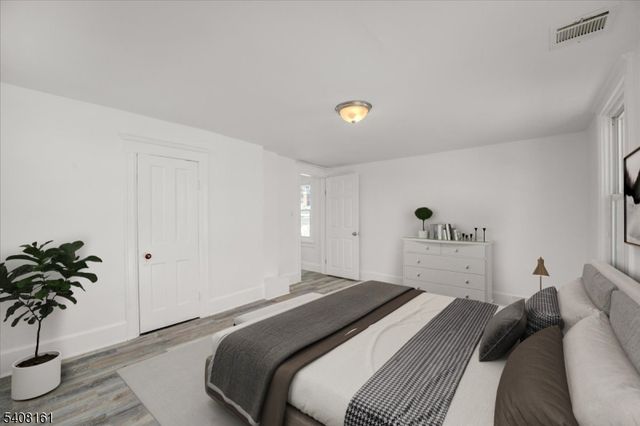 27 N 3Rd Ave, Manville Boro, NJ 08835