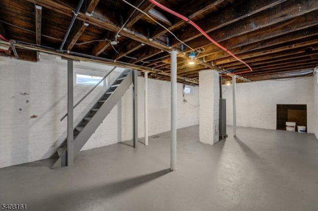 27 N 3Rd Ave, Manville Boro, NJ 08835