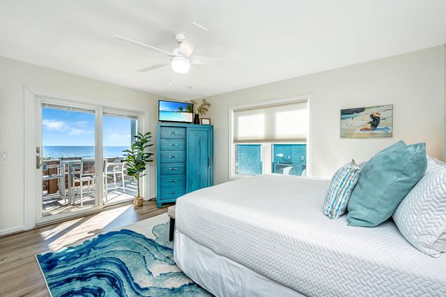 909 E Arctic Avenue, Folly Beach, SC 29439