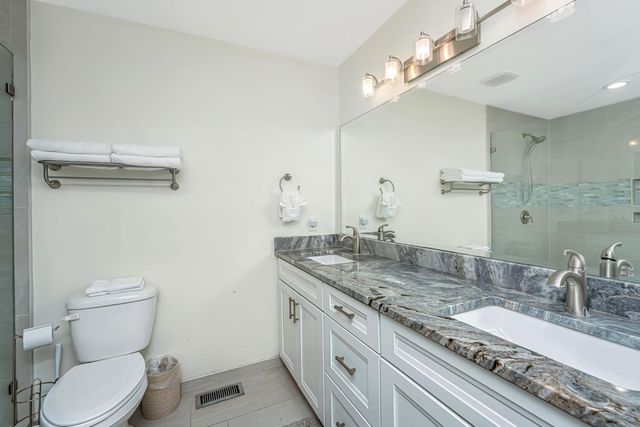 909 E Arctic Avenue, Folly Beach, SC 29439