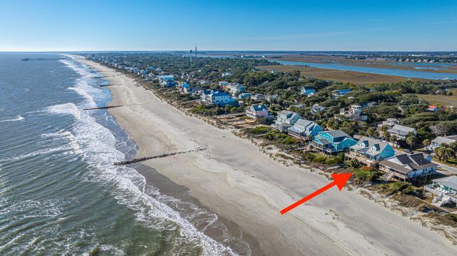 909 E Arctic Avenue, Folly Beach, SC 29439