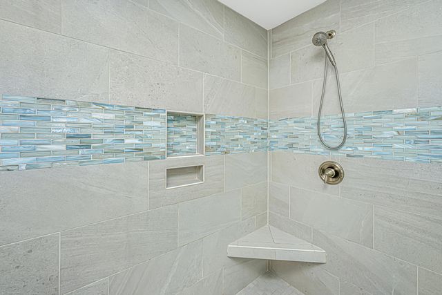 909 E Arctic Avenue, Folly Beach, SC 29439