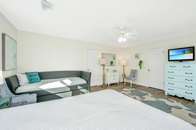 909 E Arctic Avenue, Folly Beach, SC 29439