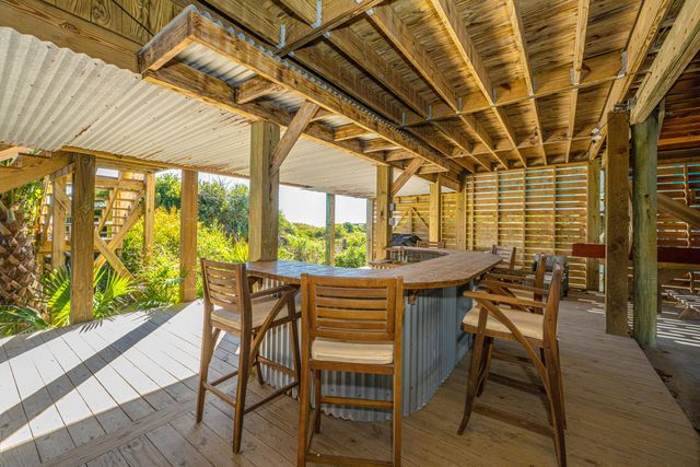 909 E Arctic Avenue, Folly Beach, SC 29439