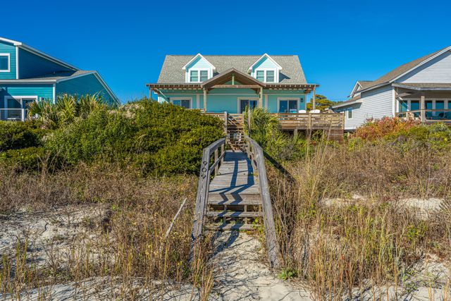909 E Arctic Avenue, Folly Beach, SC 29439
