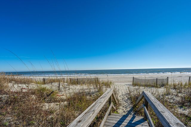 909 E Arctic Avenue, Folly Beach, SC 29439