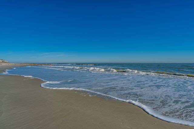 909 E Arctic Avenue, Folly Beach, SC 29439