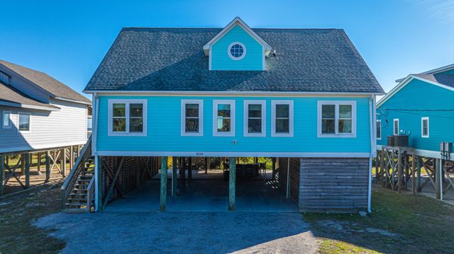 909 E Arctic Avenue, Folly Beach, SC 29439