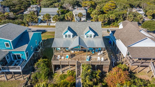 909 E Arctic Avenue, Folly Beach, SC 29439