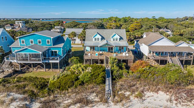 909 E Arctic Avenue, Folly Beach, SC 29439