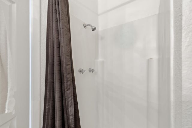 346 Meridian St, Gladewater, TX 75647