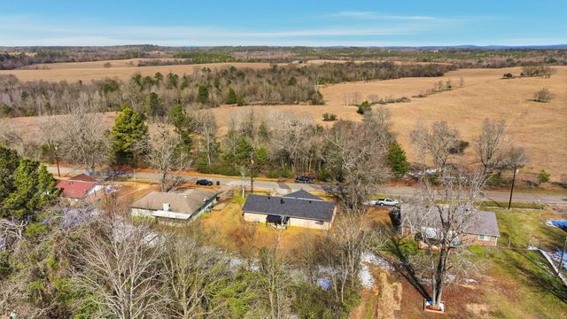 346 Meridian St, Gladewater, TX 75647