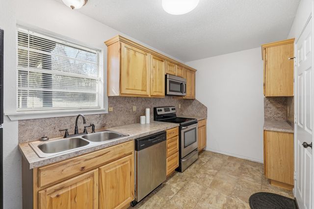 346 Meridian St, Gladewater, TX 75647