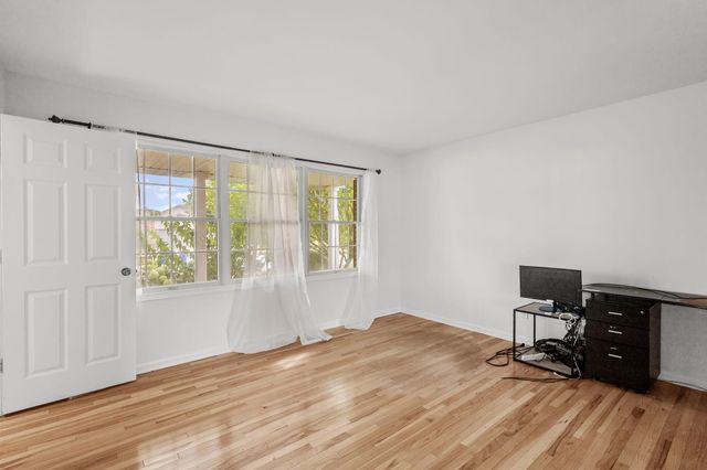 1741 E 106th Place, Crown Point, IN 46307