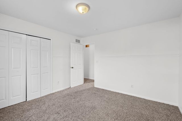 1741 E 106th Place, Crown Point, IN 46307