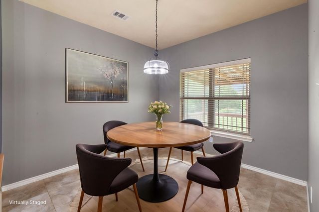 525 Oak Tree Lane, Franklin, TX 77856