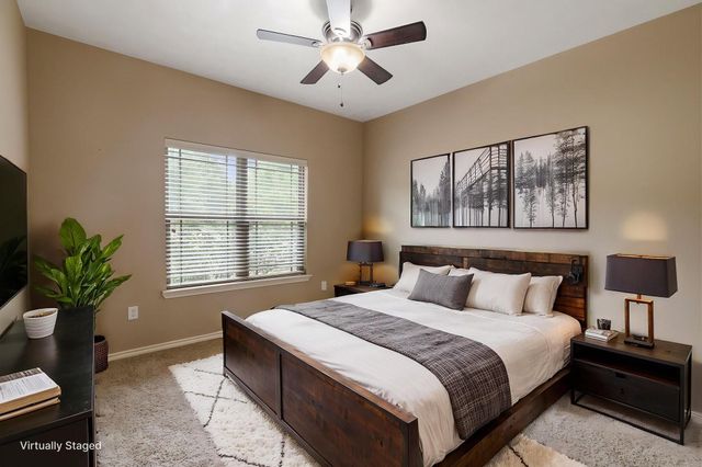 525 Oak Tree Lane, Franklin, TX 77856