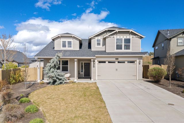 2710 SW 46th Court, Redmond, OR 97756