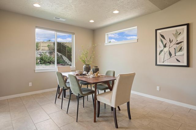 2710 SW 46th Court, Redmond, OR 97756