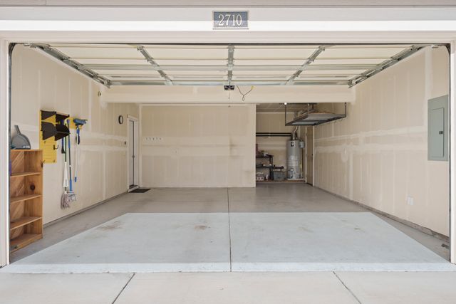 2710 SW 46th Court, Redmond, OR 97756