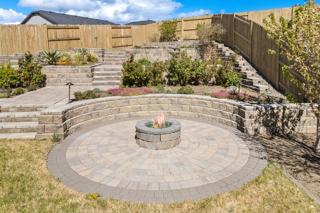 2710 SW 46th Court, Redmond, OR 97756