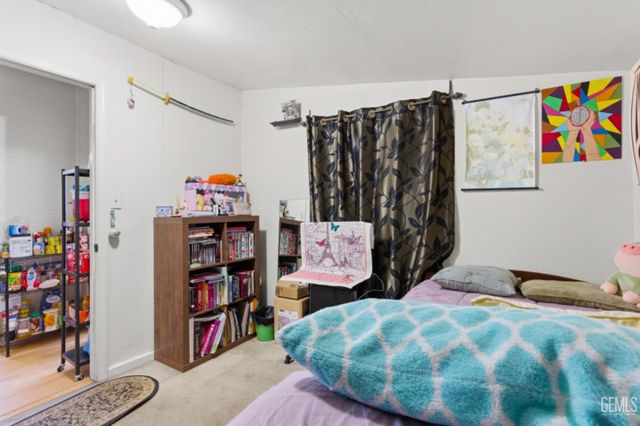 2639 Center, Bakersfield, CA 93306