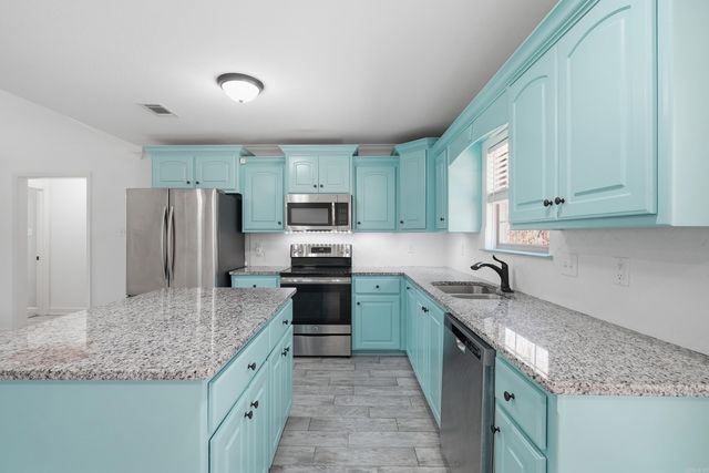 490 Bobwhite Hollow, Lonoke, AR 72086