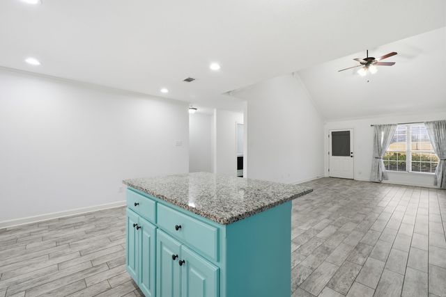 490 Bobwhite Hollow, Lonoke, AR 72086