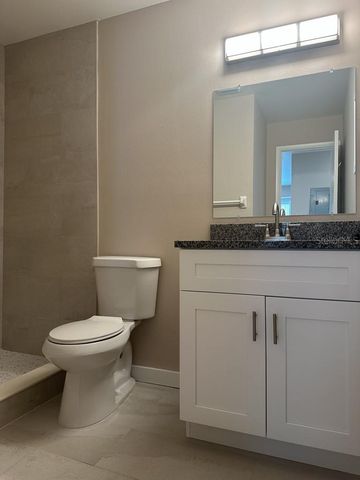 113 S FREMONT AVENUE A, Tampa, FL 33606