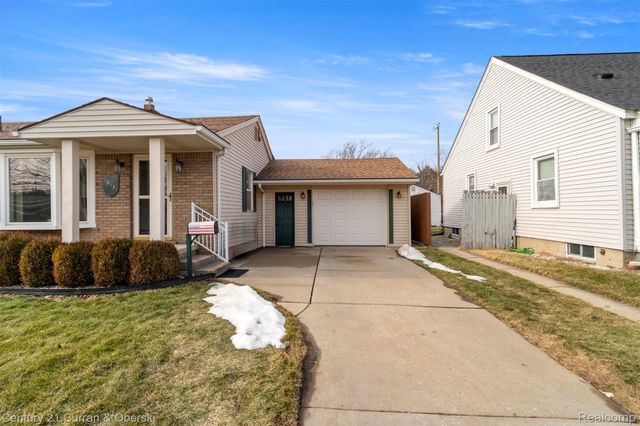 19531 Wood Street, Melvindale, MI 48122