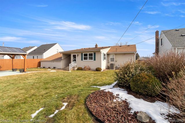 19531 Wood Street, Melvindale, MI 48122