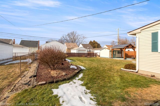 19531 Wood Street, Melvindale, MI 48122