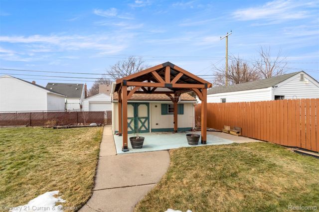 19531 Wood Street, Melvindale, MI 48122