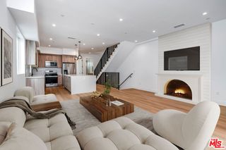 5321 Ben Avenue 1, Valley Village, CA 91607