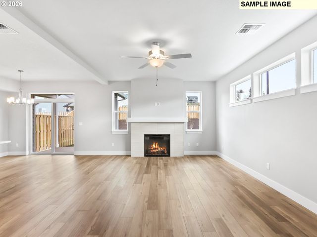 504 Ne TRILLIUM Dr 63, Estacada, OR 97023