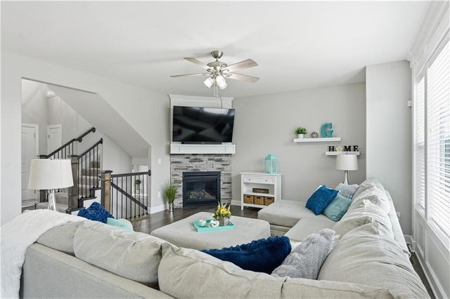 18933 W 168th Street, Olathe, KS 66062