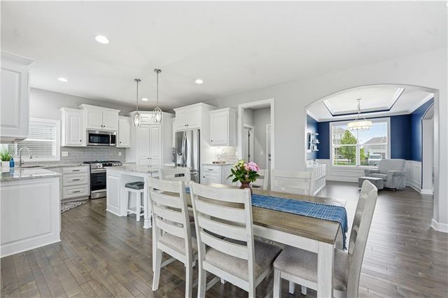 18933 W 168th Street, Olathe, KS 66062