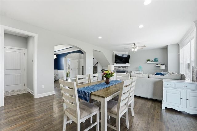 18933 W 168th Street, Olathe, KS 66062