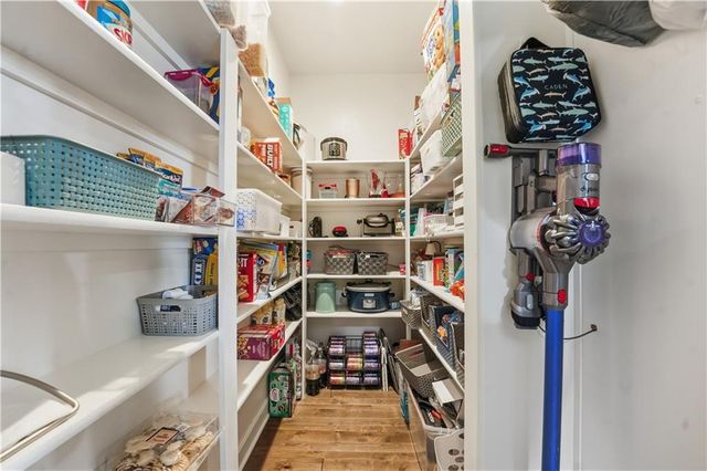 18933 W 168th Street, Olathe, KS 66062