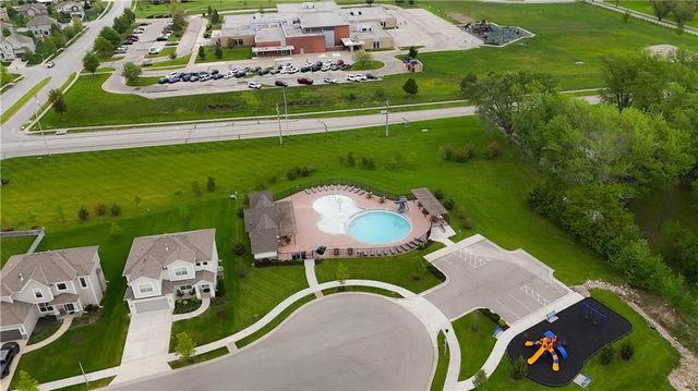 18933 W 168th Street, Olathe, KS 66062