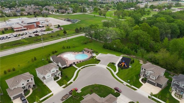 18933 W 168th Street, Olathe, KS 66062