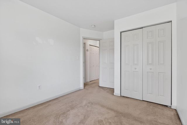 53 CHICKADEE CIR, Leola, PA 17540